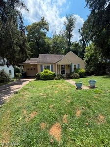 2090 Norwood Blvd