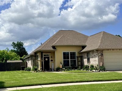 Property at 707 Country Cottage Blvd, Montz, LA