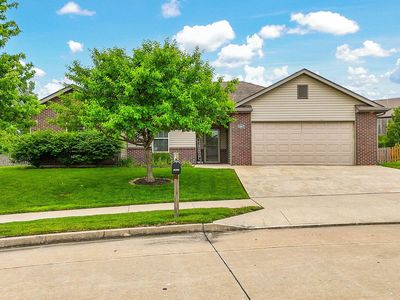 Property at 5807 Abbington Ct, Columbia, MO