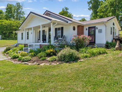 118 Bowers Ave