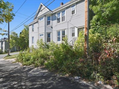 418 N 27th Ave W