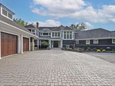 1300 Mistymeadow Ln