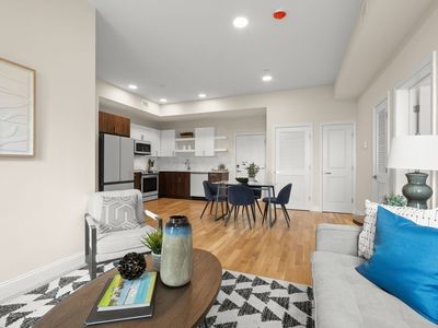 16 Taber St #203