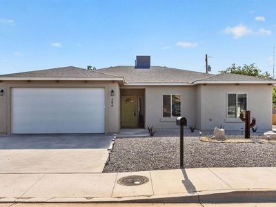 506 Santa Fe Dr