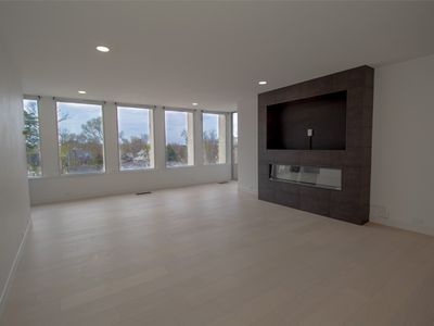 2222 1st Ave NE APT 305