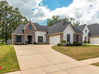 725 Julesburg Ln
