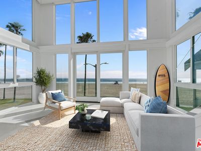 2419 Ocean Front Walk