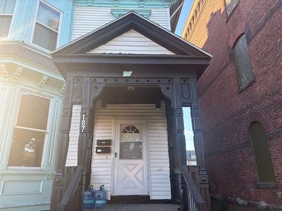 187 Chestnut St