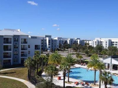 3180 Paradox Cir UNIT 402