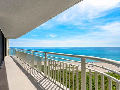 3000 N Ocean Drive #15C