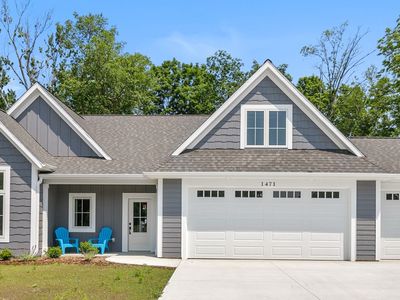 8147 Plan, Maple Leaf Condominiums