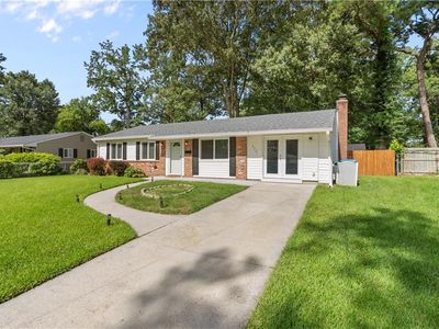 453 Turf Dr