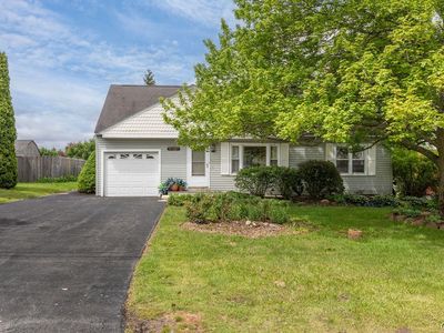 317 Vanida Dr