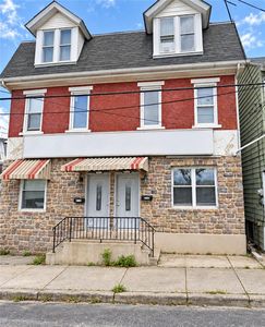 413-415 Buchanan St