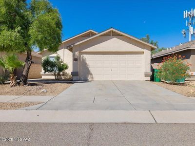 5241 N Crowley Ln