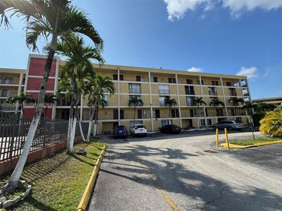 9240 Fontainebleau Blvd APT 204
