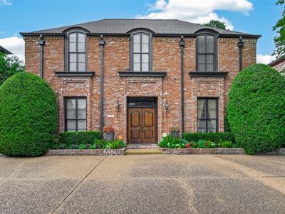 2030 Southgate Blvd