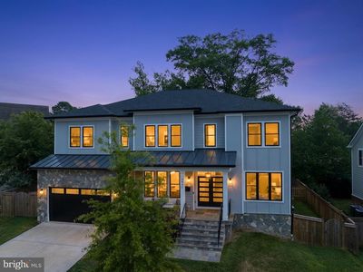 6821 Dean Dr