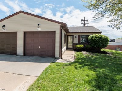 Property at 126 Royal Crest Dr Unit E, Seville, OH