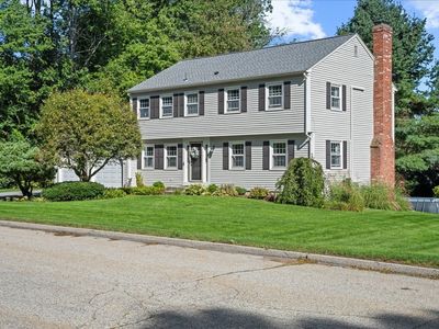 4 Robertson Rd