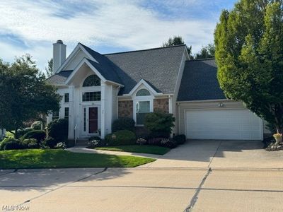 90 W Stonebrooke Dr