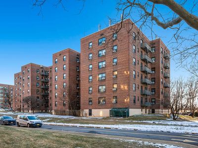 73-11 210th St APT 2M