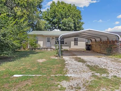 1318 Hembree Ave