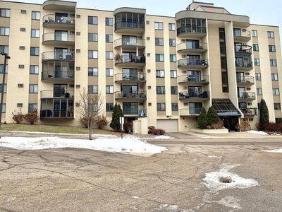 1111 Elway St APT 609