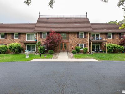 3900 N Stable Ct APT 210