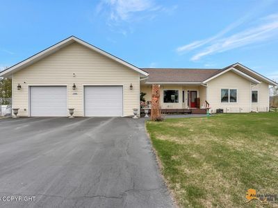 1598 W Gold Bar Rd