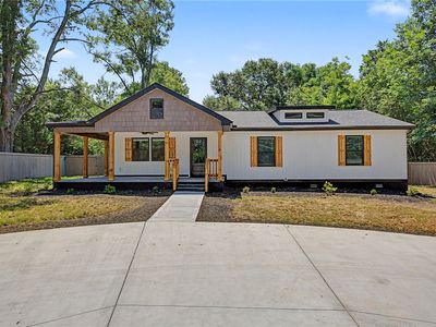 2611 Anderson Hwy