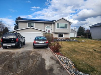 3463 Birkland Dr