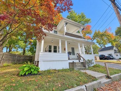 90 College St