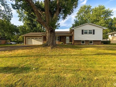 3700 Herndon Dr