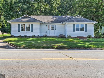 Property at 56 Brooklyn Ave, Forsyth, GA