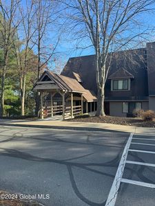 3D6 Sagamore Road UNIT 3D6