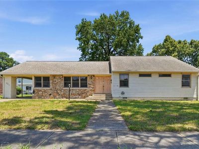 223 Woodbury Forrest Dr