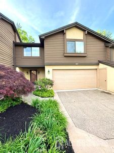 165 Sayre Dr