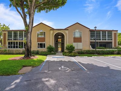 4910 NW 102nd Ave APT 203-8