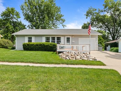121 E Oneil Dr