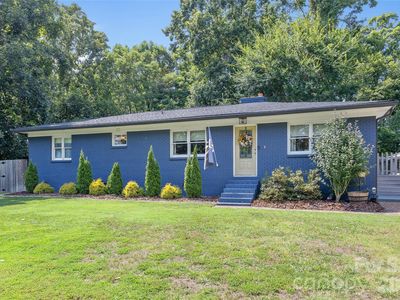 6537 Mount Holly Huntersville Rd