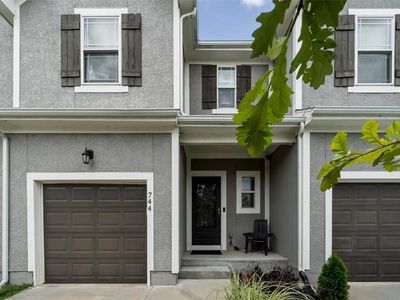 744 W Shawnee Ct