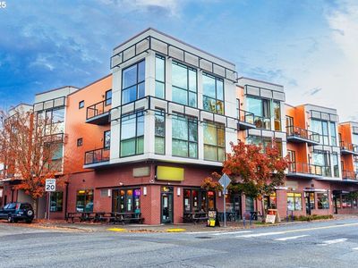 838 SE 38th Ave UNIT 209