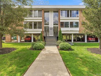 32030 Grand River Ave Unit 32