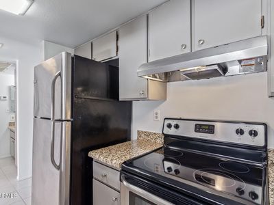 3033 E Devonshire Ave UNIT 1037