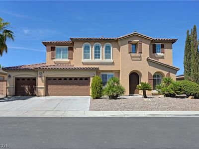 430 Las Alturas Ave