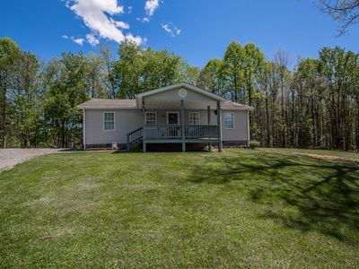 1651 Chestnut Knob Rd