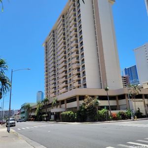 Property at 1561 Kanunu St APT 1505, Honolulu, HI