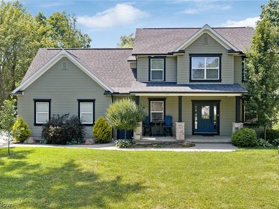 5860 Iva Dr