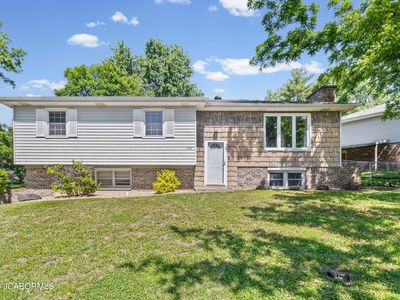 144 Crescent Dr